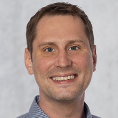 Dr. Dominik Riemer